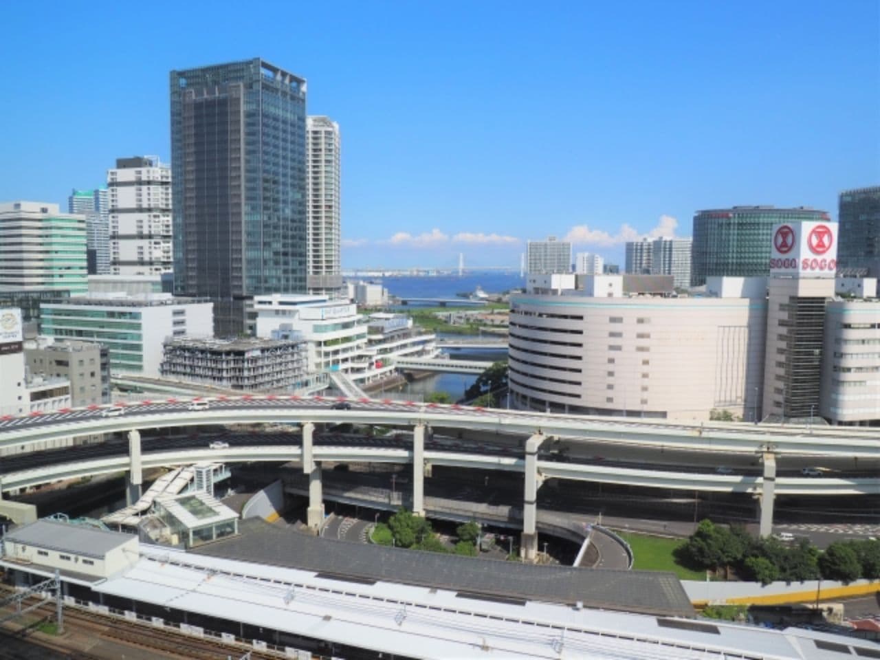 横浜駅